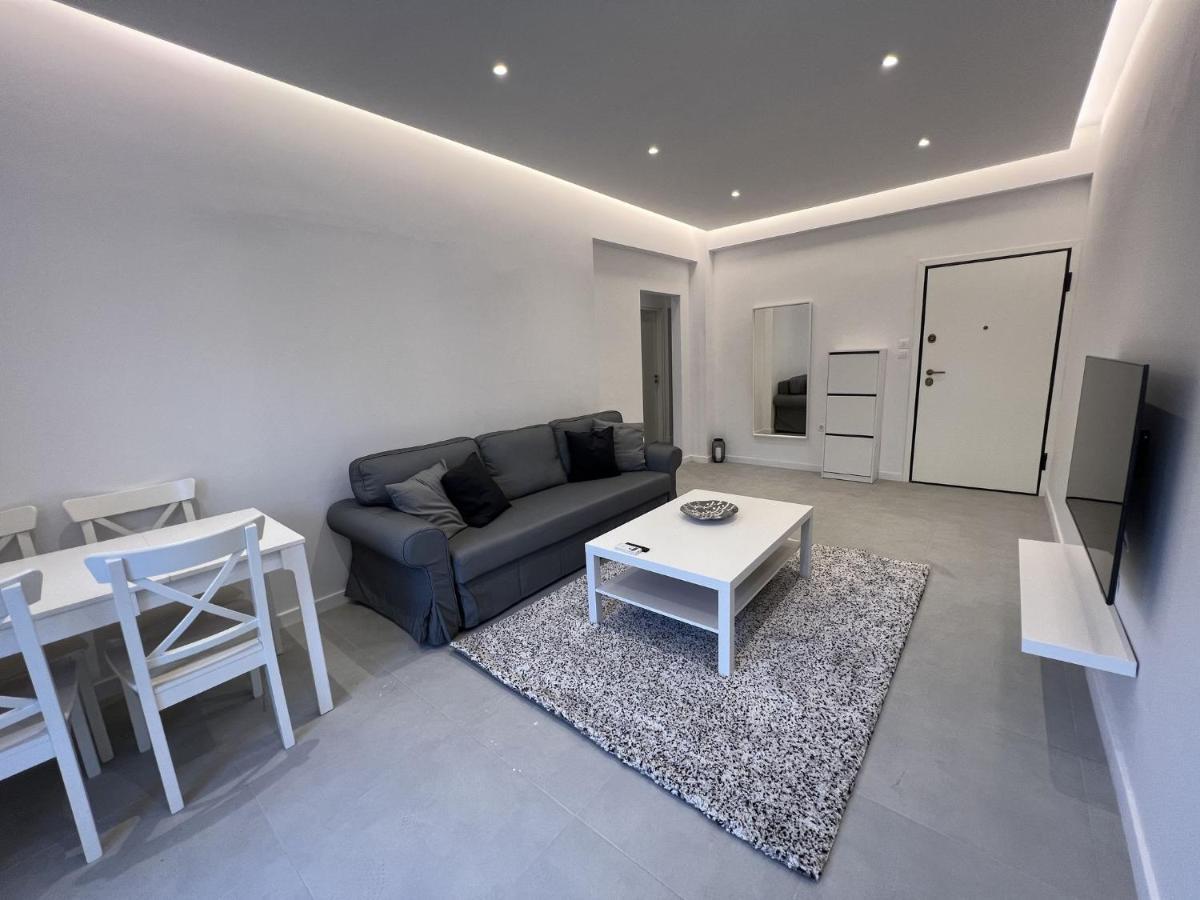 Comfy Apartment In Nea Smirni Афіни Екстер'єр фото
